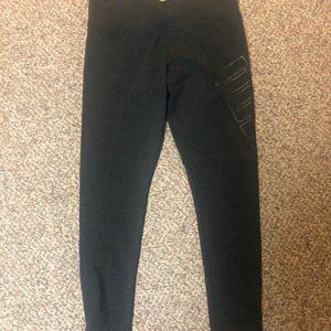 *Women's Puma Logo Legging, XL*